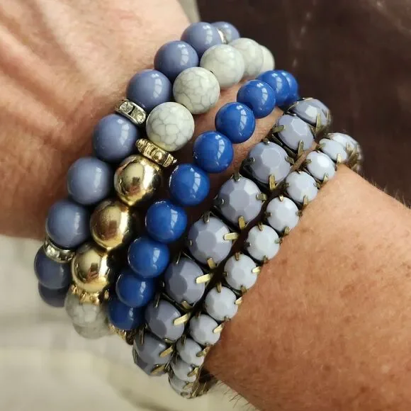 Elegant Blue and Gold Beaded Bracelet Set - Picture 2 of 3